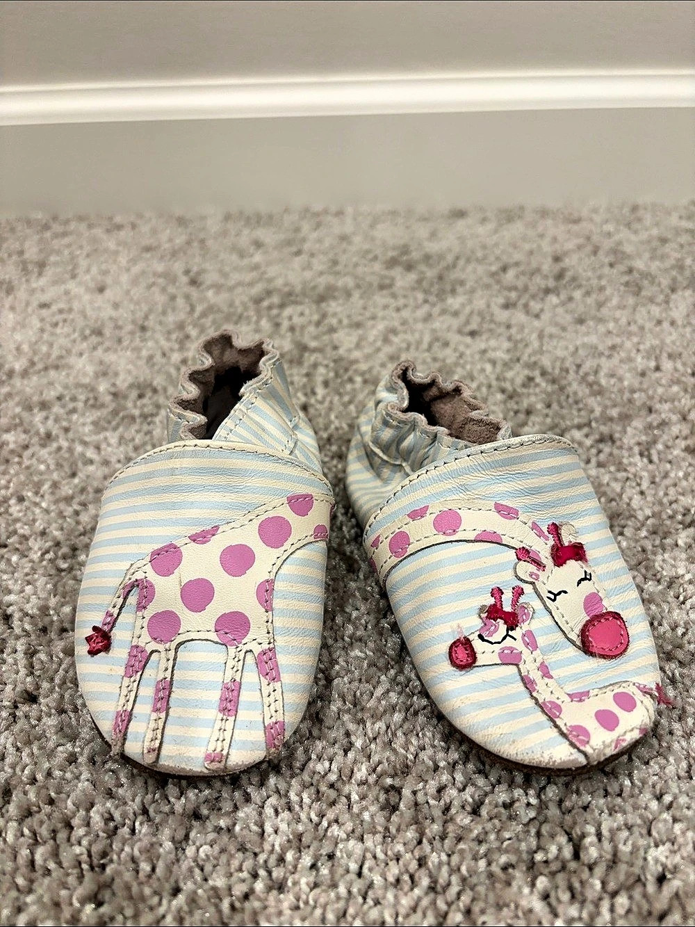Robeez Giraffe Baby Shoes, 6-12m